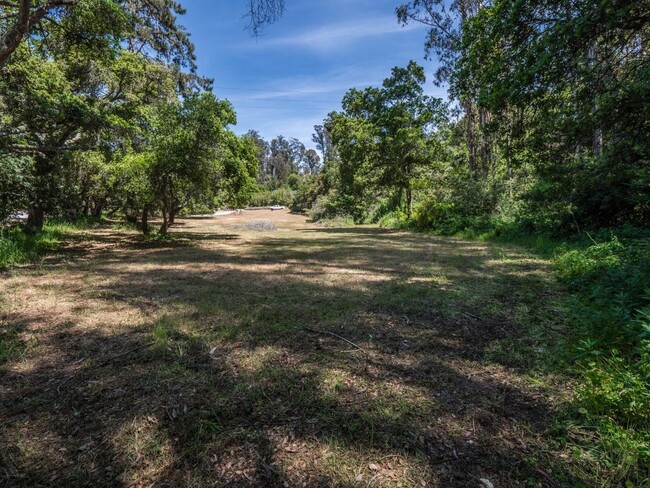 Building Photo - Resort-like Aptos Single Family House