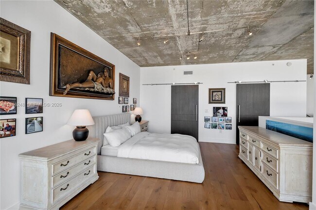 Building Photo - 3470 E Coast Ave