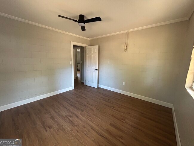 Building Photo - 13 Richard Allen Dr