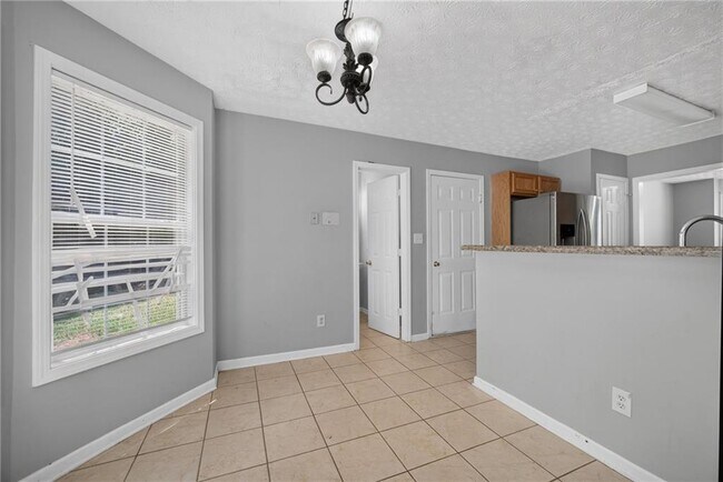 Building Photo - 530 Sterling Pointe Ct NW