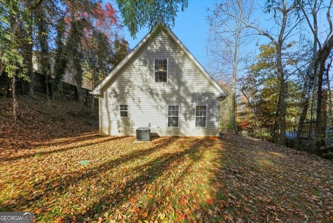 Building Photo - 2515 Lakeview Trail