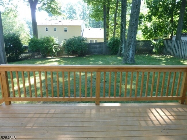 Building Photo - 42 Cobblewood Rd