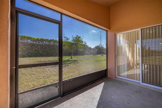 Building Photo - 3145 Stonehurst Cir