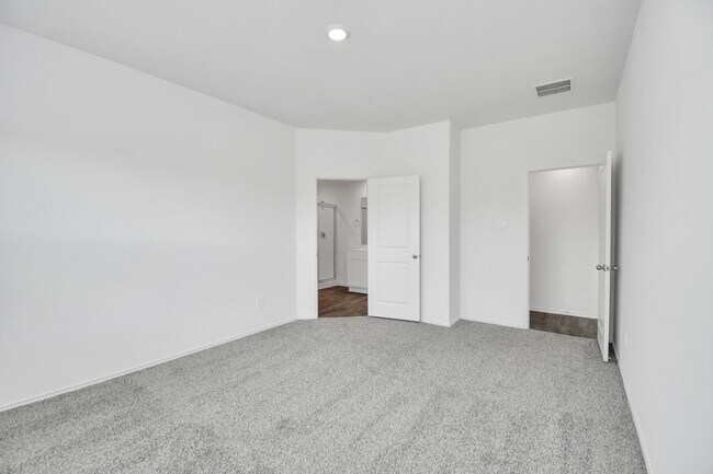 Building Photo - 3822 Zoeys Wy