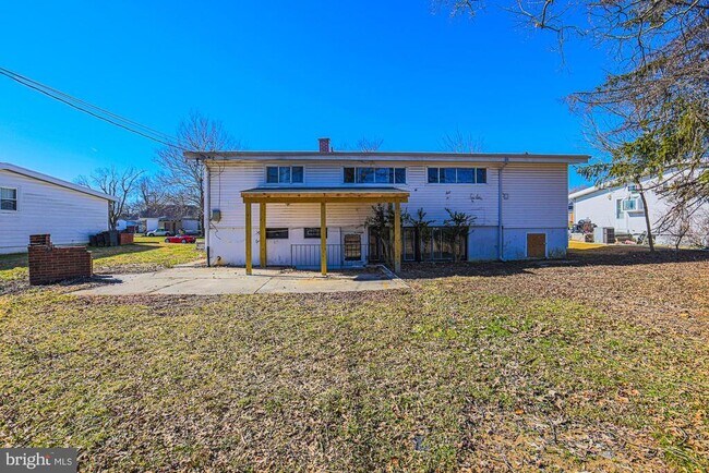 Building Photo - 6705 Maurleen Rd