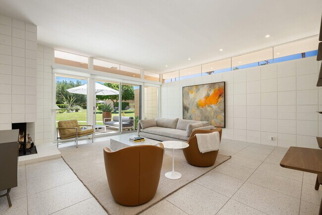 Building Photo - 72915 El Paseo