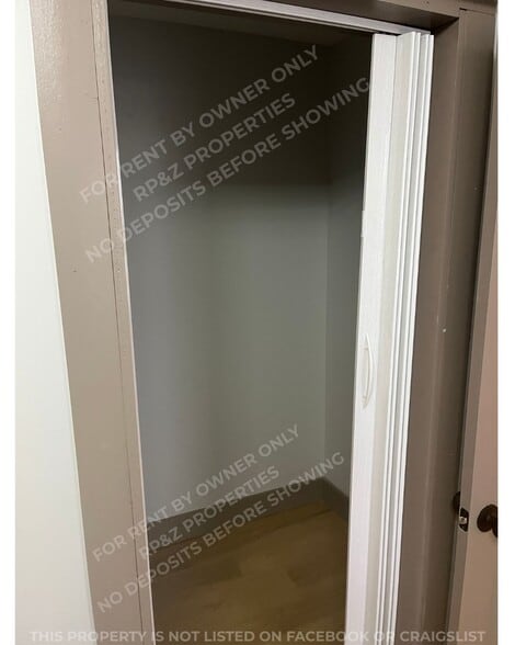 Building Photo - 3418 Fenton Rd