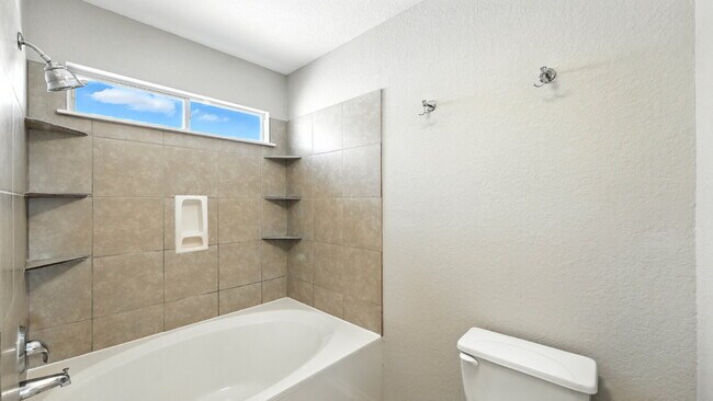 Building Photo - Amazing home in Avery Park