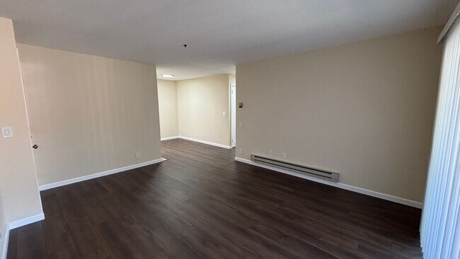 Building Photo - 15065 Hesperian Blvd
