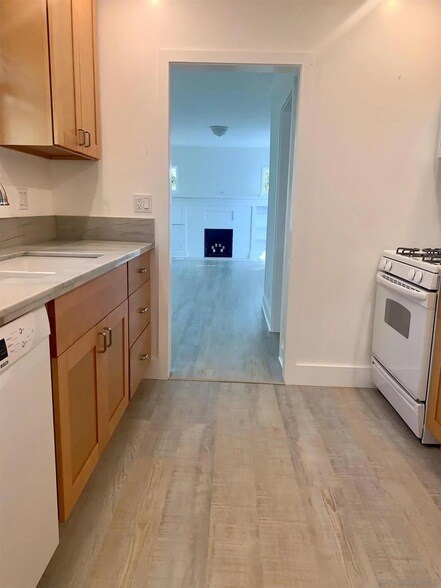 Building Photo - 7855 Exchange Pl