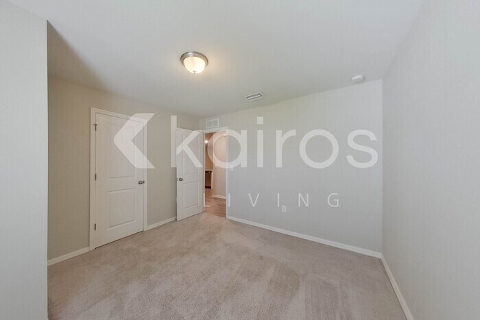 Building Photo - 9143 Aegean Cir