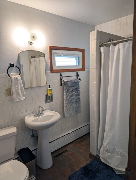 Bathroom - 2421 Upham St