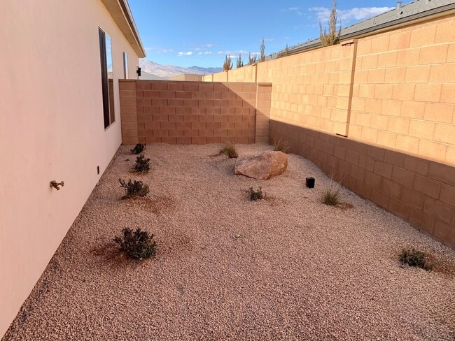 Building Photo - Brand New Two-Bedroom in Sun River 55+ Com...