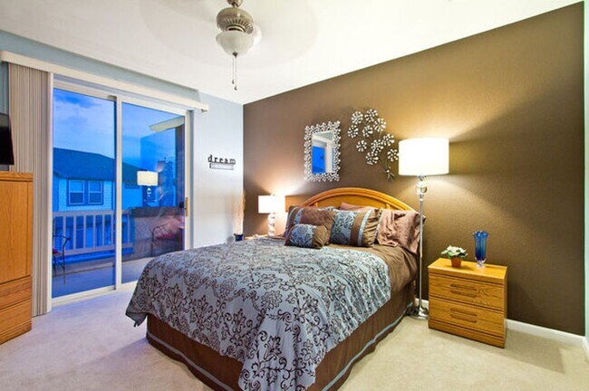 Building Photo - 2845 Willow Tree Ln