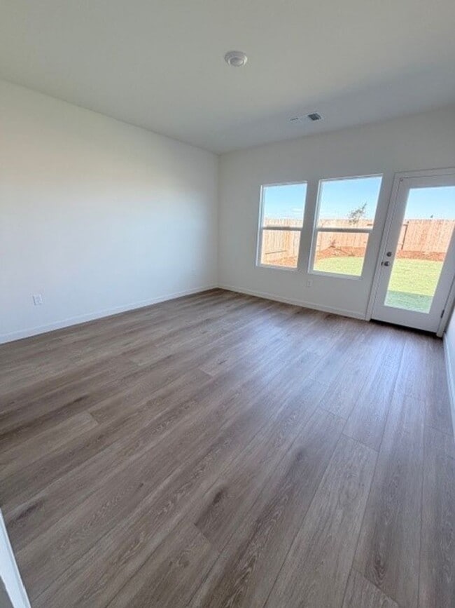 Building Photo - 7414 Cryosphere St