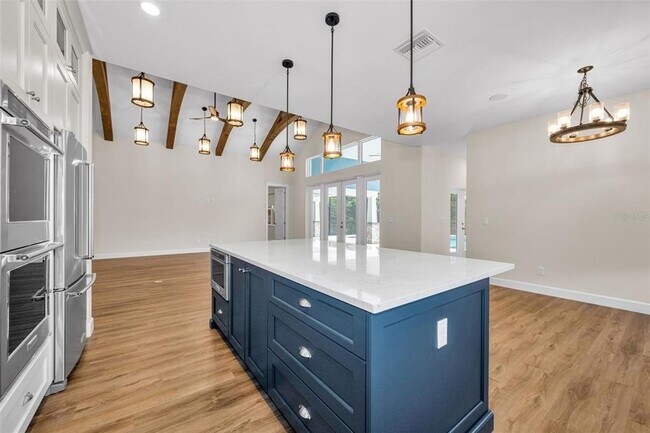 Building Photo - 522 Louden Ave