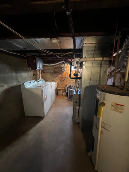 Building Photo - 2010 E Boston St