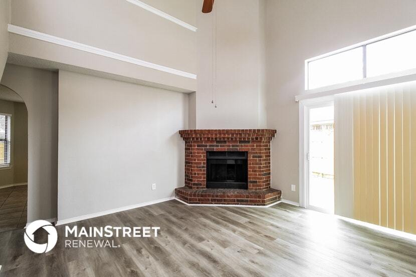 Building Photo - 6856 Driffield Cir E