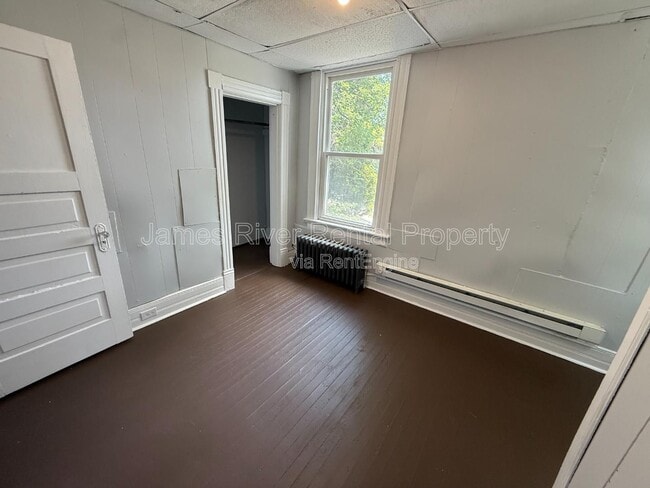 Building Photo - 2107 Park Ave