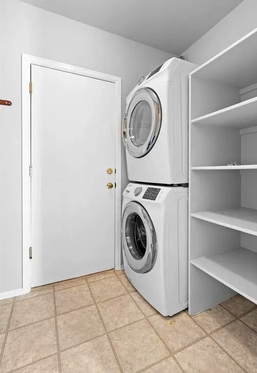 Building Photo - 6124 Scottsbluff Dr