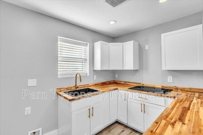 Building Photo - 2514 Florida Ave