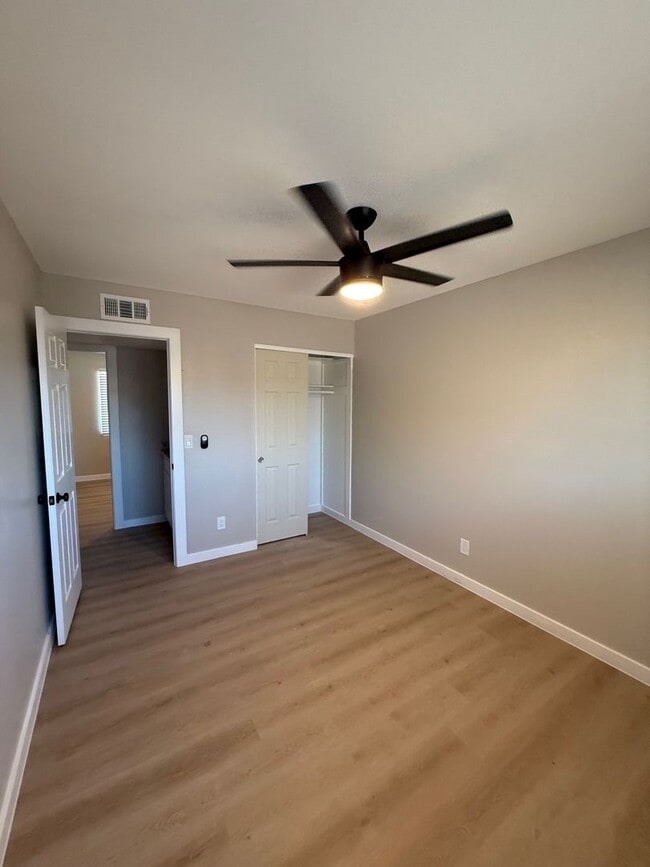 Building Photo - 5 Bedroom 3 Bathroom- Mill & Baseline