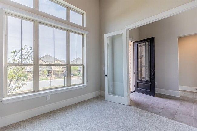 Building Photo - 499 Anfield Cir