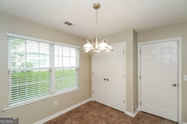 Building Photo - 3041 Sable Run Rd