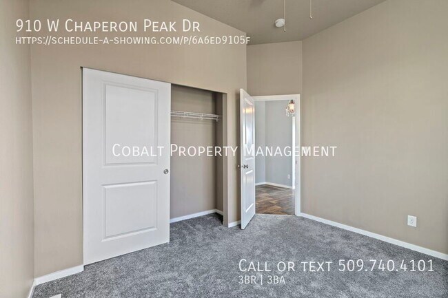 Building Photo - 910 W Chaperon Peak Dr