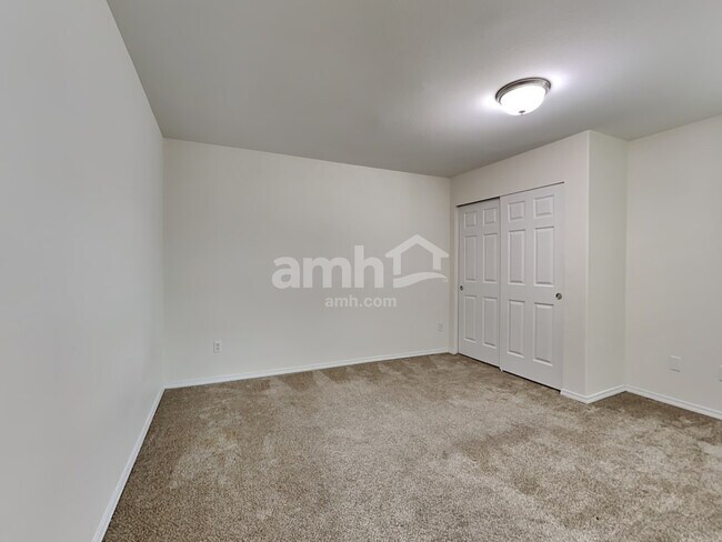 Building Photo - 20515 85th Ave Ct E