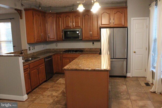 Building Photo - 4512 Warm Stone Cir