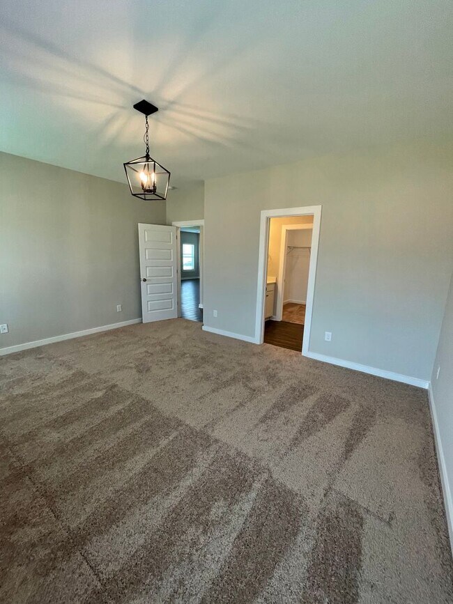 Building Photo - Home for Rent in Tuscaloosa, AL!!! View wi...