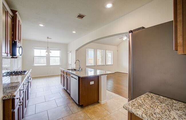 Building Photo - 26831 Marble Lakes Dr