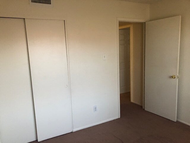 Building Photo - Very Nice 2 Story, 2 Bedroom, 1 Bath Townh...