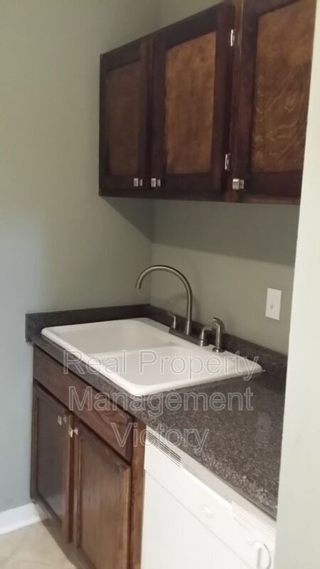 Building Photo - 1171 16th Ave S