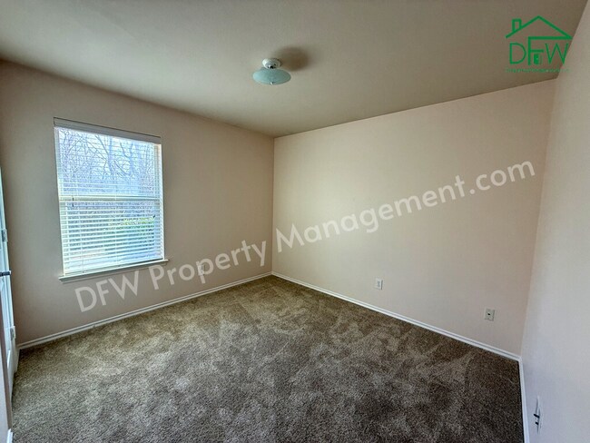 Building Photo - Beautiful 4-Bedroom Home with Scenic Backyard for Lease in Mesquite!