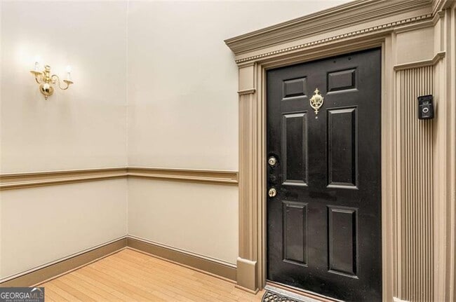 Building Photo - 2840 Peachtree Rd