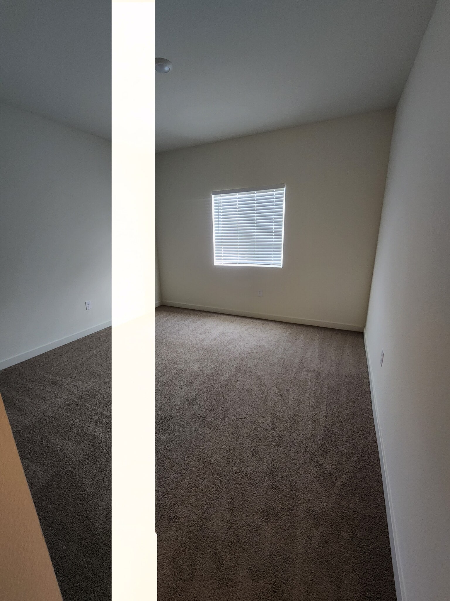 Building Photo - 1008 Maple Way