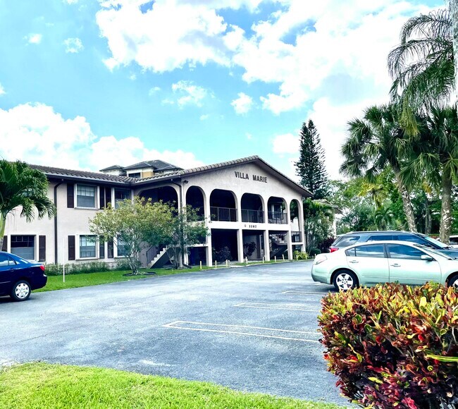 Building Photo - 3307 NW 108th Dr