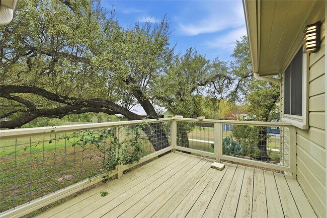 Building Photo - 1003 Cogbill St