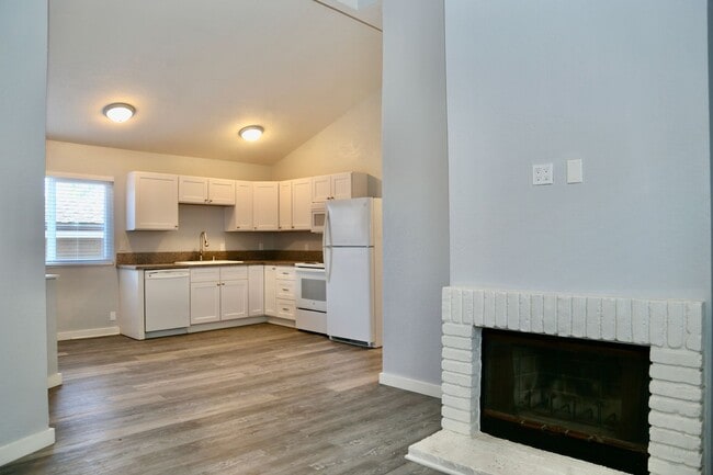 Primary Photo - SO close to the beach and PCH - 3 Bedrooms and 3 Ensuite Bathrooms - Upgraded Upper Home With Lam...