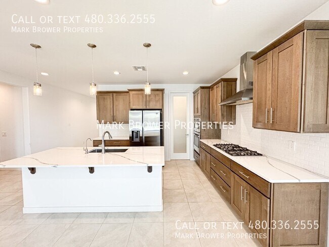 Building Photo - 72 S 157th Ln