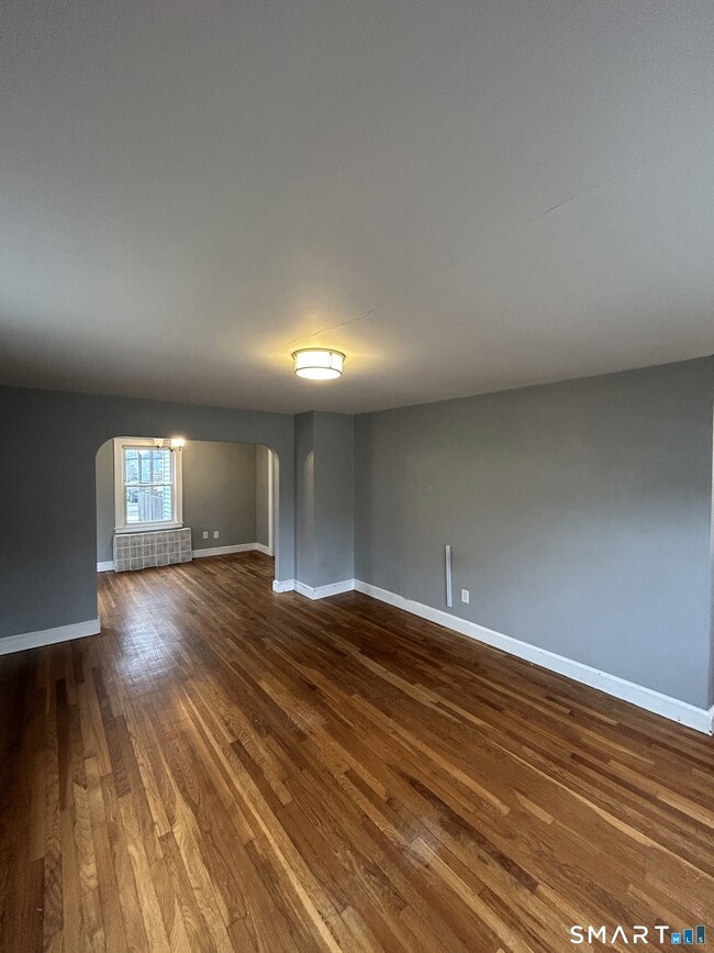 Building Photo - 62 W Elderkin Ave