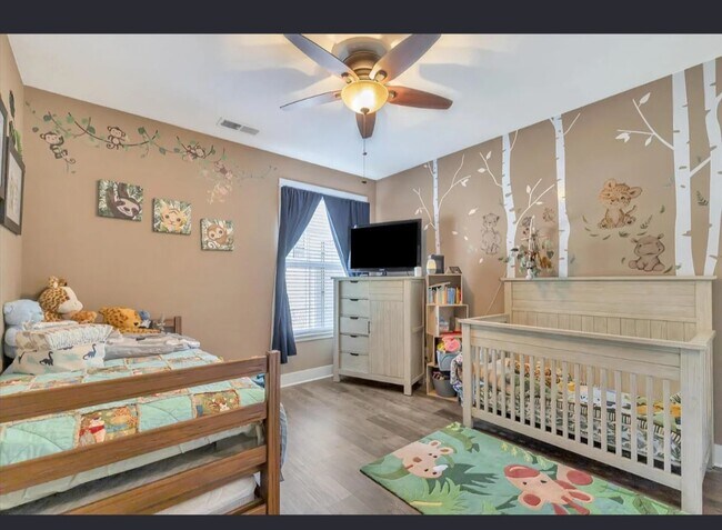 Building Photo - 46347 Opah Dr