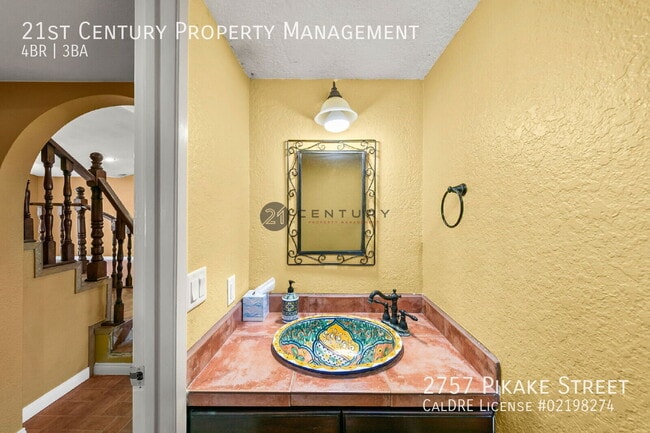 Building Photo - 2757 Pikake St