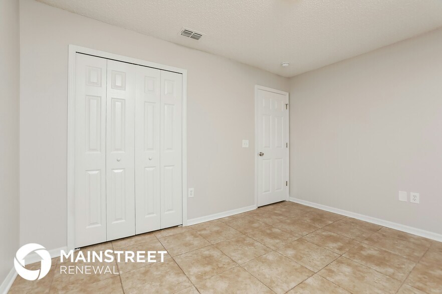 Building Photo - 2708 Derby Dr