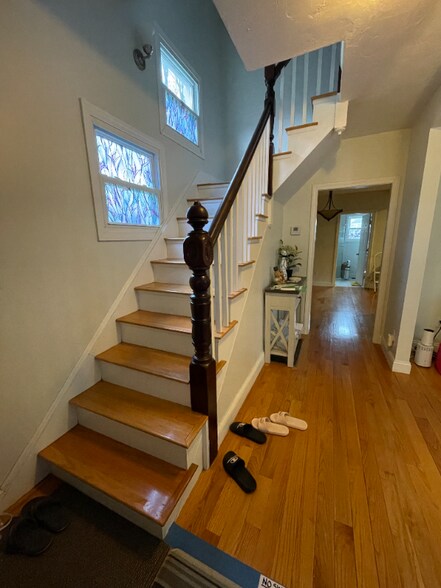 Building Photo - 196 Spring St