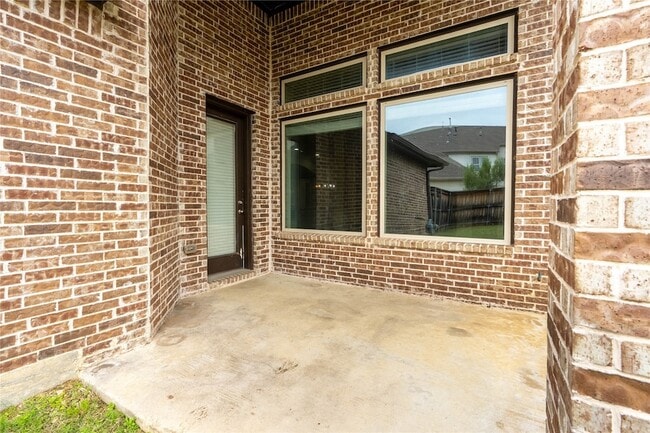 Building Photo - 1113 Peacock Blvd