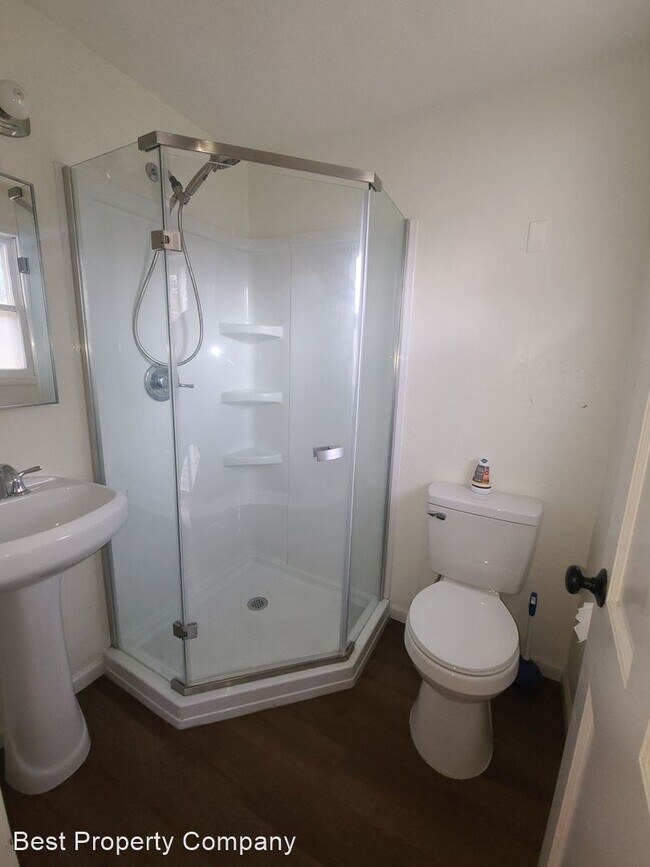 Building Photo - 4 br, 2 bath House - 237 Stadium Drive South
