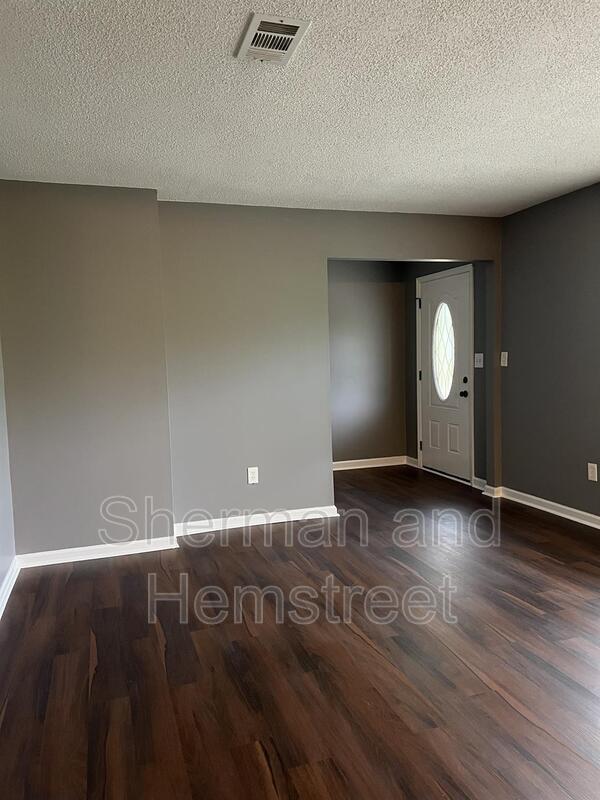 Building Photo - 2714 Fair Oak Ct